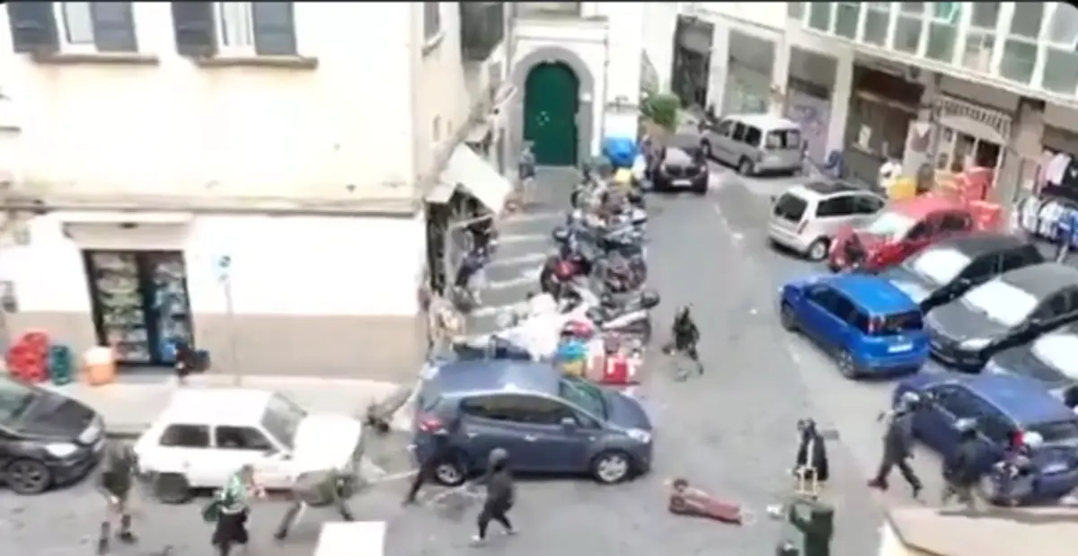 Imagem de contexto do artigo Confrontos antes do Nápoles-Sporting: seis adeptos detidos e um no hospital