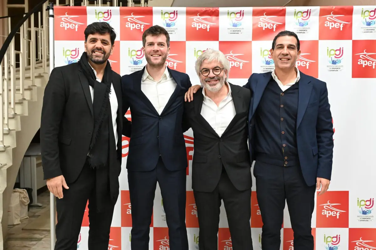 Imagem de contexto do artigo APEF Porto comemorou 40 anos com tertúlia na Casa do Desporto