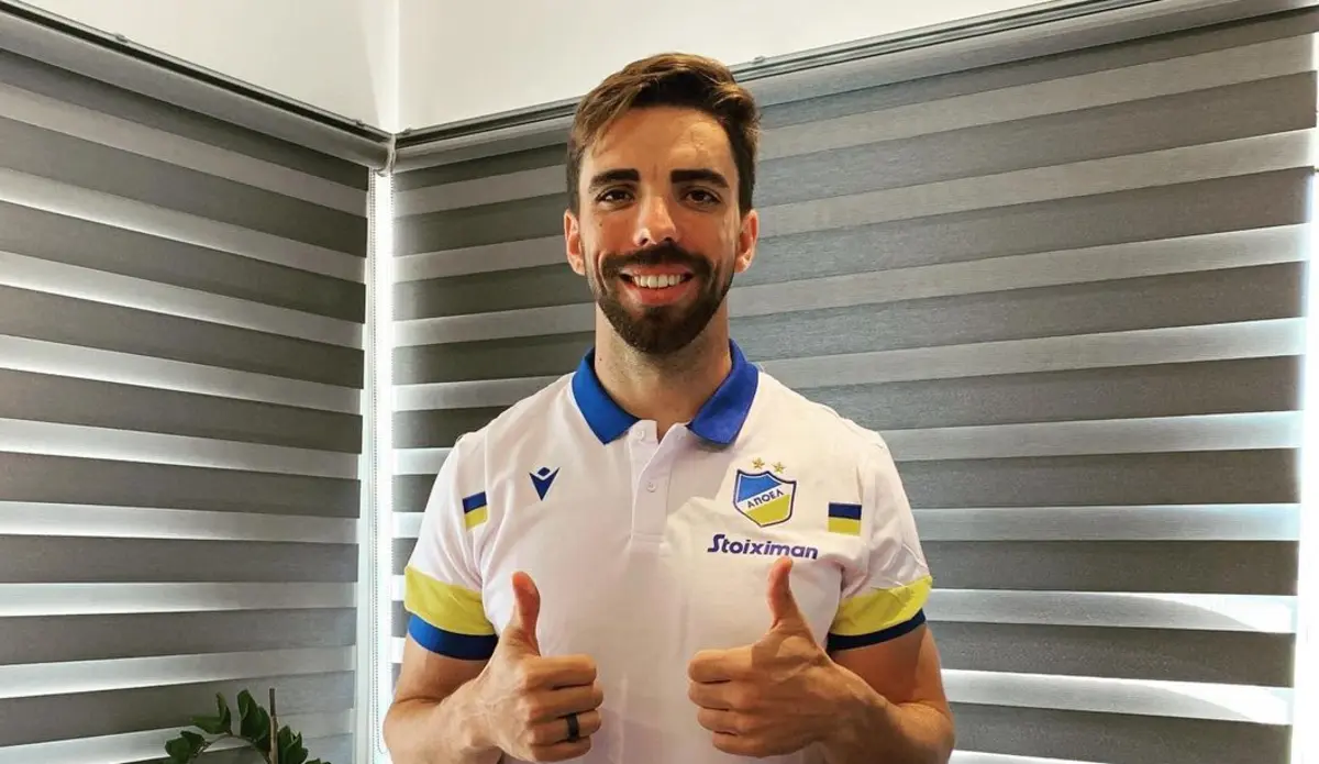 Imagem de contexto do artigo Tomané deixa o APOEL ao fim de um ano