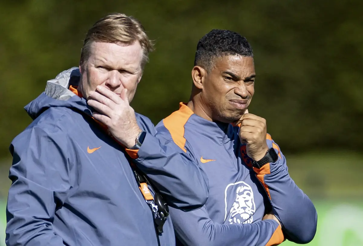 Michael Reiziger, à direita (créditos: AFP)