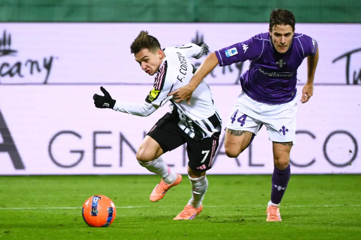 Francisco Conceição jogou os últimos 15 minutos no jogo da Juventus frente à Fiorentina