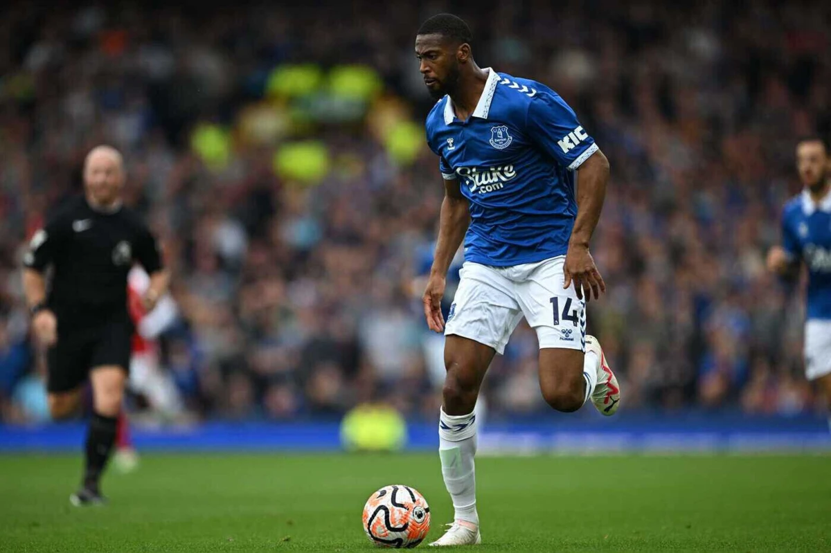 Beto, avançado português do Everton