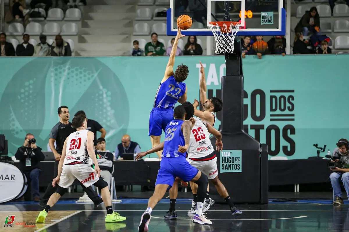 Imagem de contexto do artigo FC Porto vence Ovarense na Taça Hugo dos Santos. Assista ao resumo