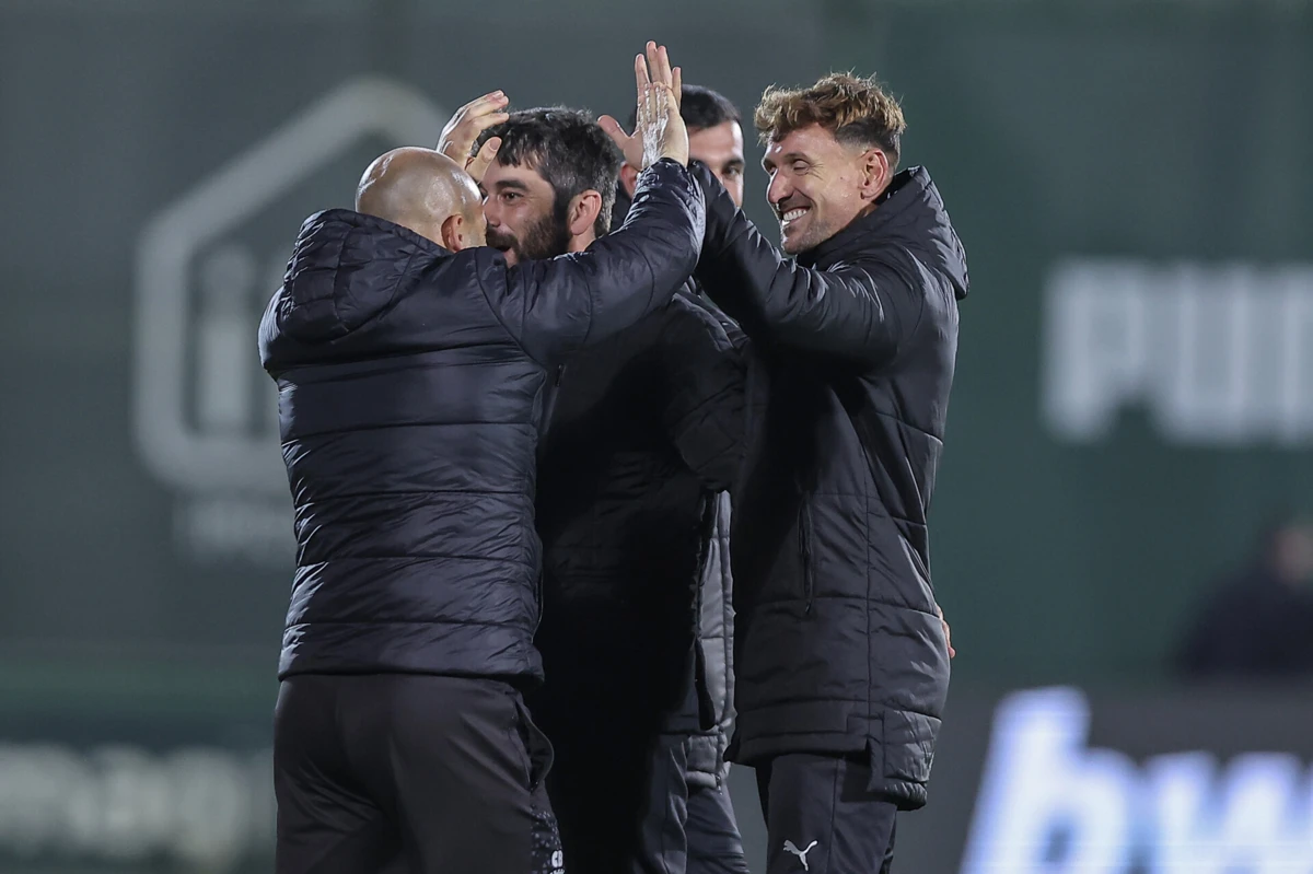 Ukra sempre com um sorriso (Créditos: Miguel Pereira/Global Imagens)