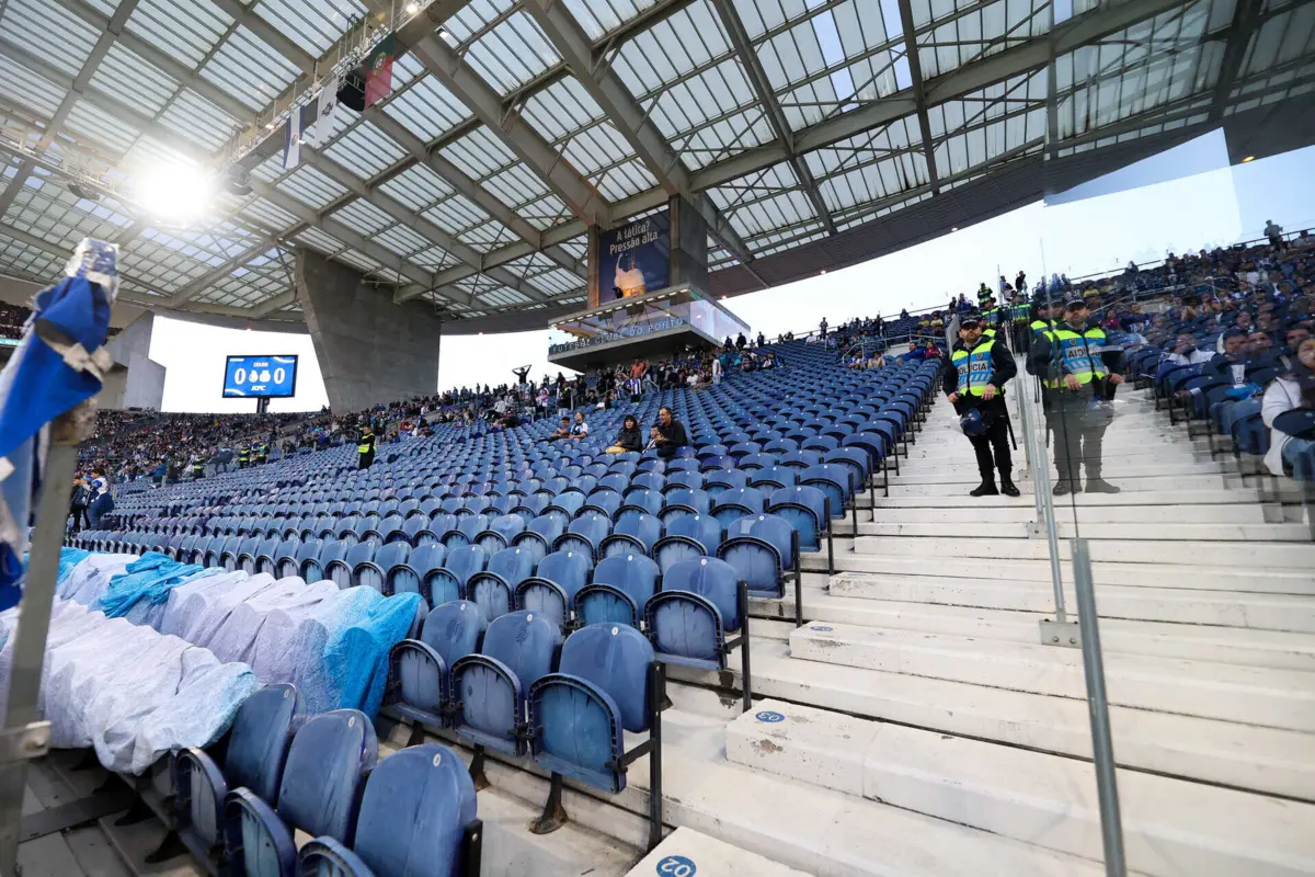 Imagem de contexto do artigo FC Porto pode ter de se justificar à UEFA, mas negócio Ithaka dá segurança
