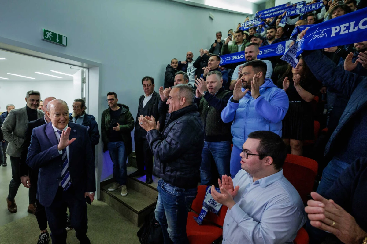 Imagem de contexto do artigo Pinto da Costa: "Villas-Boas disse que era a cadeira de sonho dele e não mentiu..."