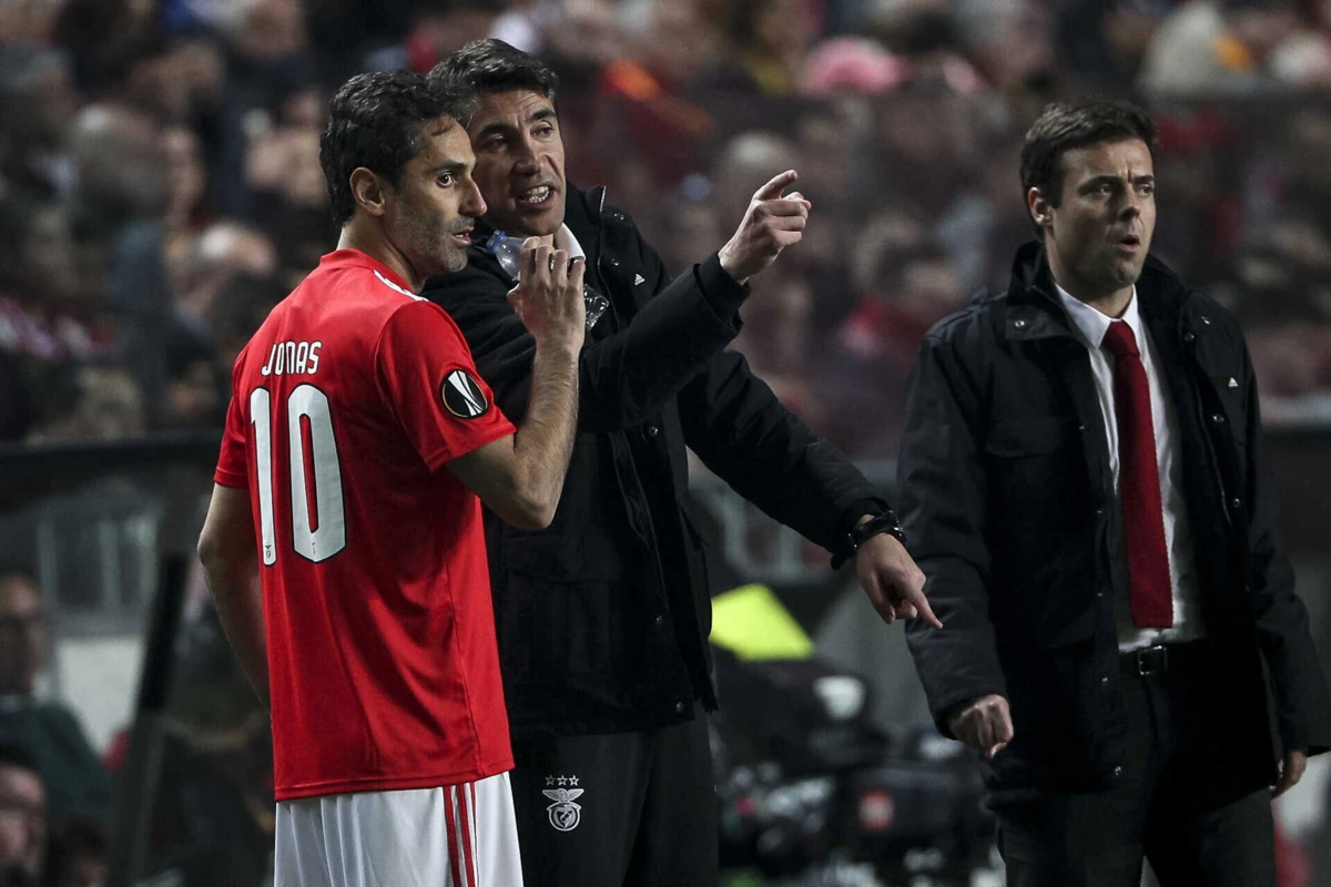 Jonas, Bruno Lage e Tiago Pinto (Créditos: Filipe Amorim)