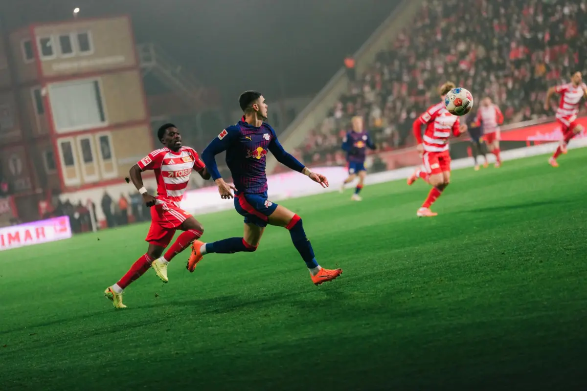 Imagem de contexto do artigo Leipzig perde e falha aproximação ao líder Bayern na Bundesliga