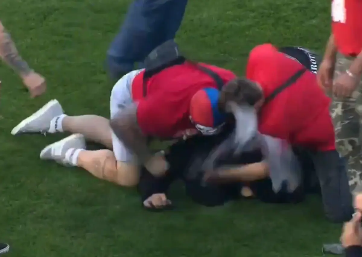 Imagem de contexto do artigo Adeptos de Viktoria Plzen e Sparta Praga envolvem-se à pancada no relvado