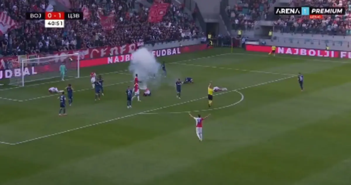 Imagem de contexto do artigo Petardo fez cair quatro jogadores na final da Taça da Sérvia. Ora veja