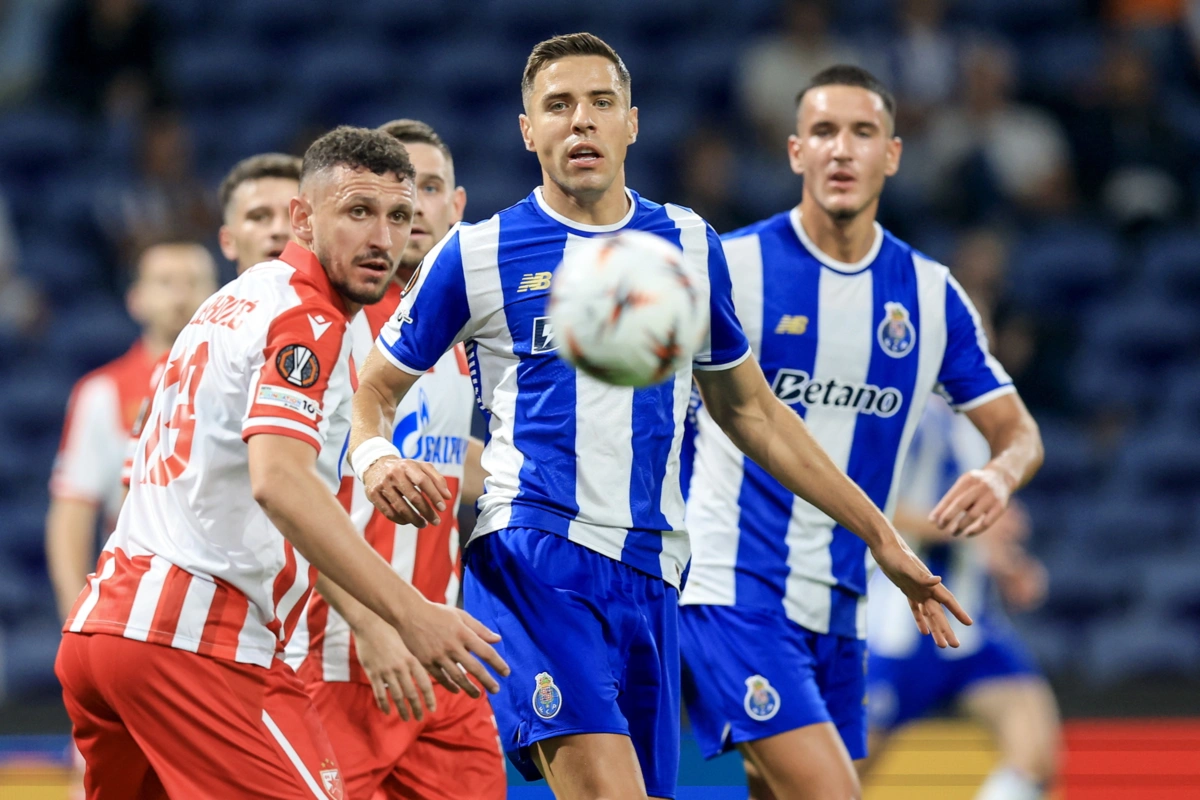 Bednarek estreou-se nas provas europeias ao serviço do FC Porto