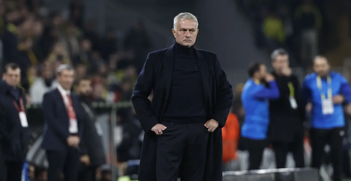 Mourinho (créditos: Fenerbahçe)