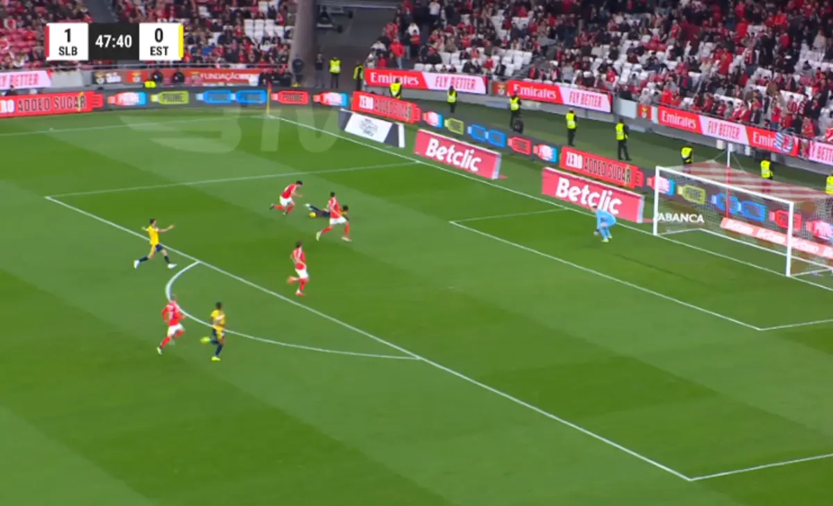 Imagem de contexto do artigo "Ele abre a perna": António Nobre reverteu penálti no Benfica-Estoril