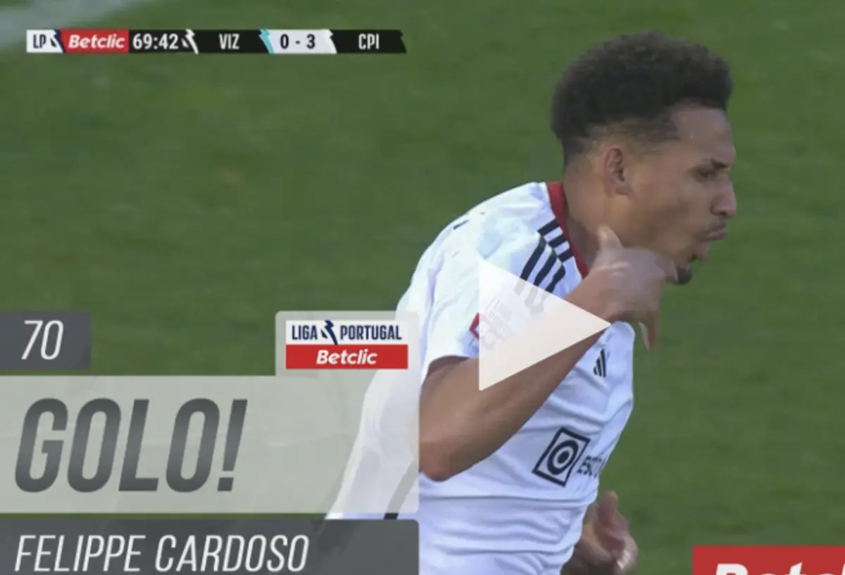 Imagem de contexto do artigo Felippe Cardoso bisou no Vizela-Casa Pia com um pontapé de bicicleta. Assista ao momento