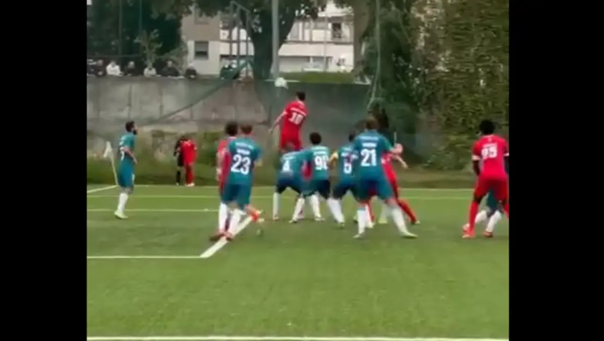 Imagem de contexto do artigo Salgueiros indignado com este golo anulado: "Há limites"