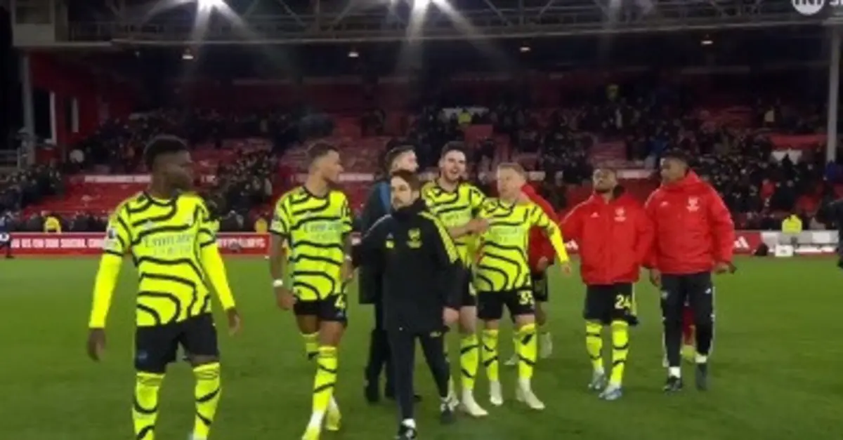 Discussão entre Zinckenko e White (créditos: X/Reprodução)