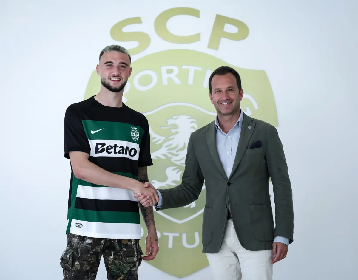 Imagem de contexto do artigo Zeno Debast: "Disseram-me logo que era um clube histórico