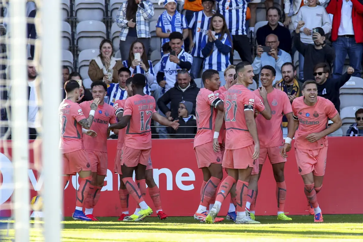 Bednarek marcou o golo do FC Porto na Choupana
