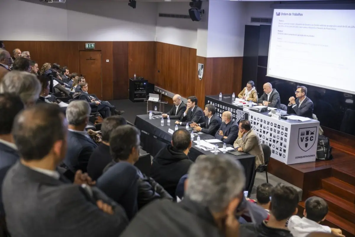 Acionistas da SAD do Vitória reunidos