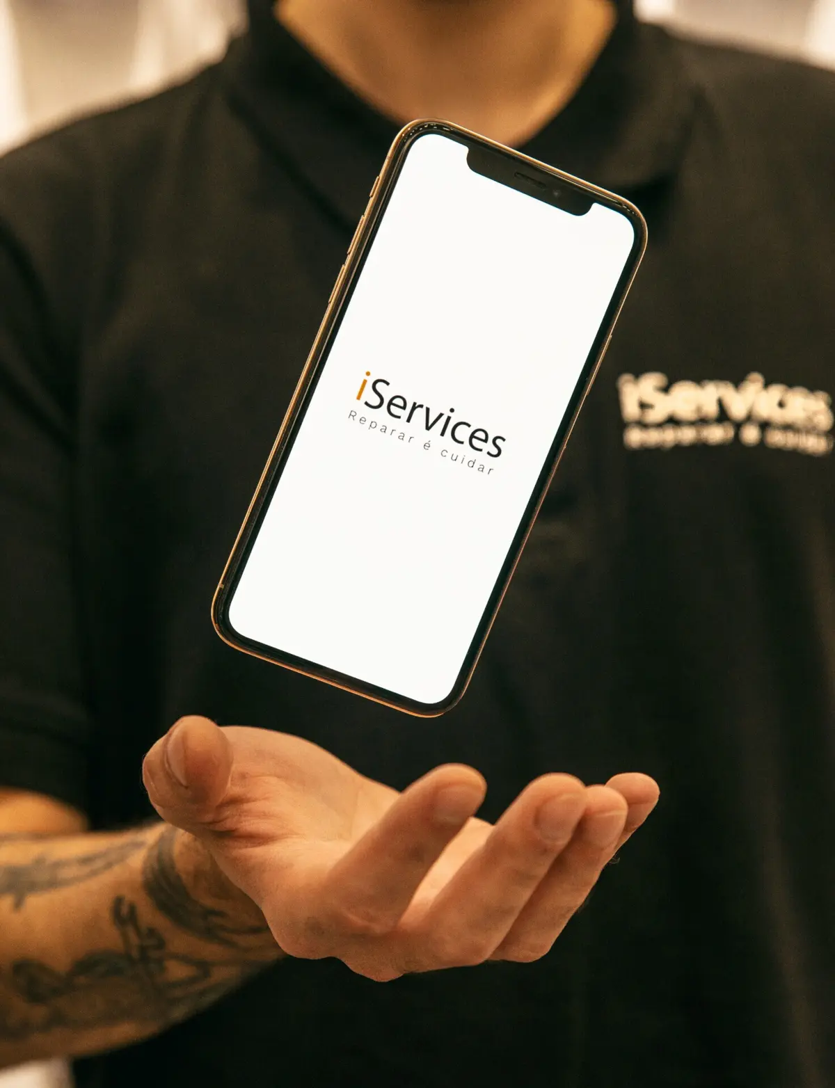 Imagem de contexto do artigo Já pode reparar o seu smartphone em casa com apenas um kit