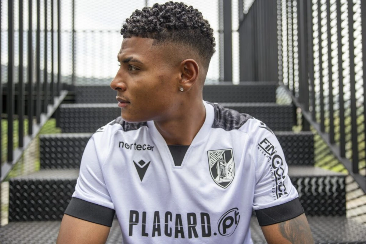 Imagem de contexto do artigo V. Guimarães B reforça-se com central colombiano