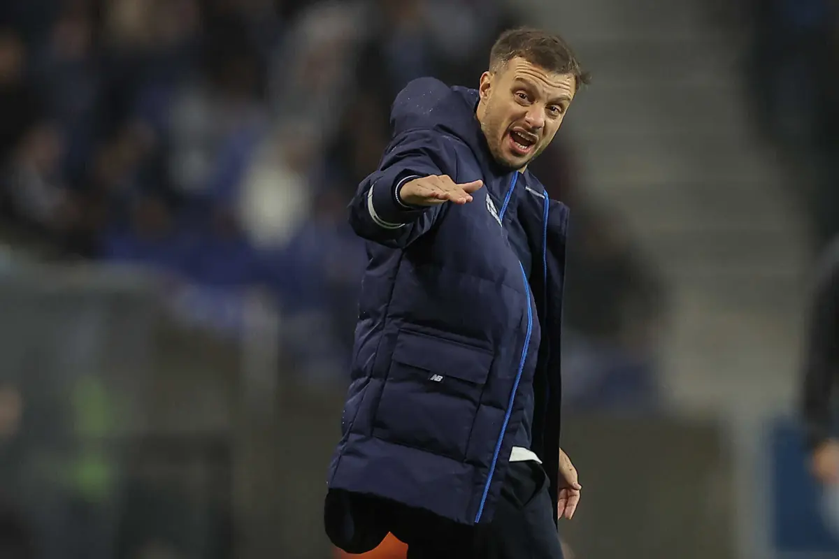 Imagem de contexto do artigo Trocas de Martín Anselmi no onze limitam rotinas no FC Porto