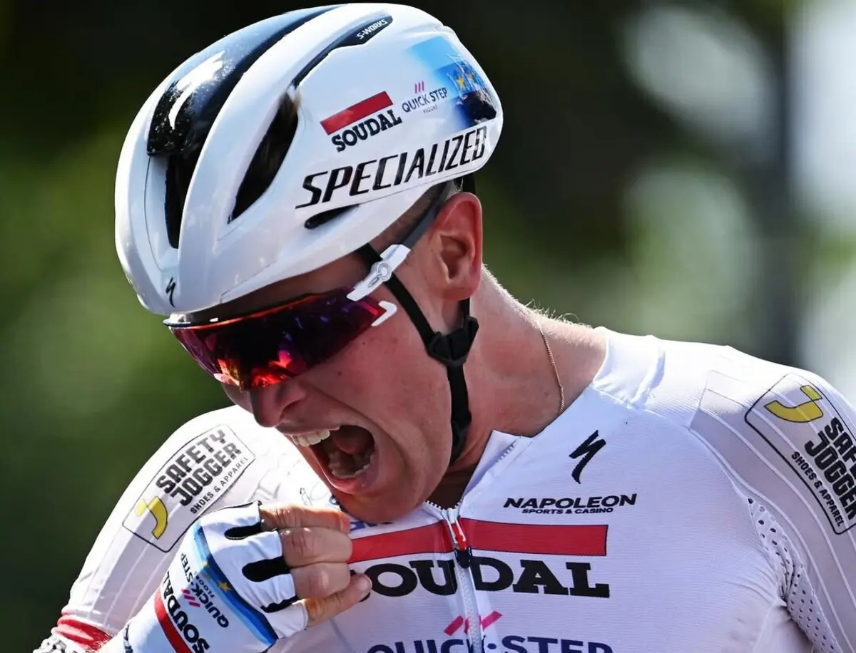 Tim Merlier (créditos: @gettyimages @gettysport/oakleybike)