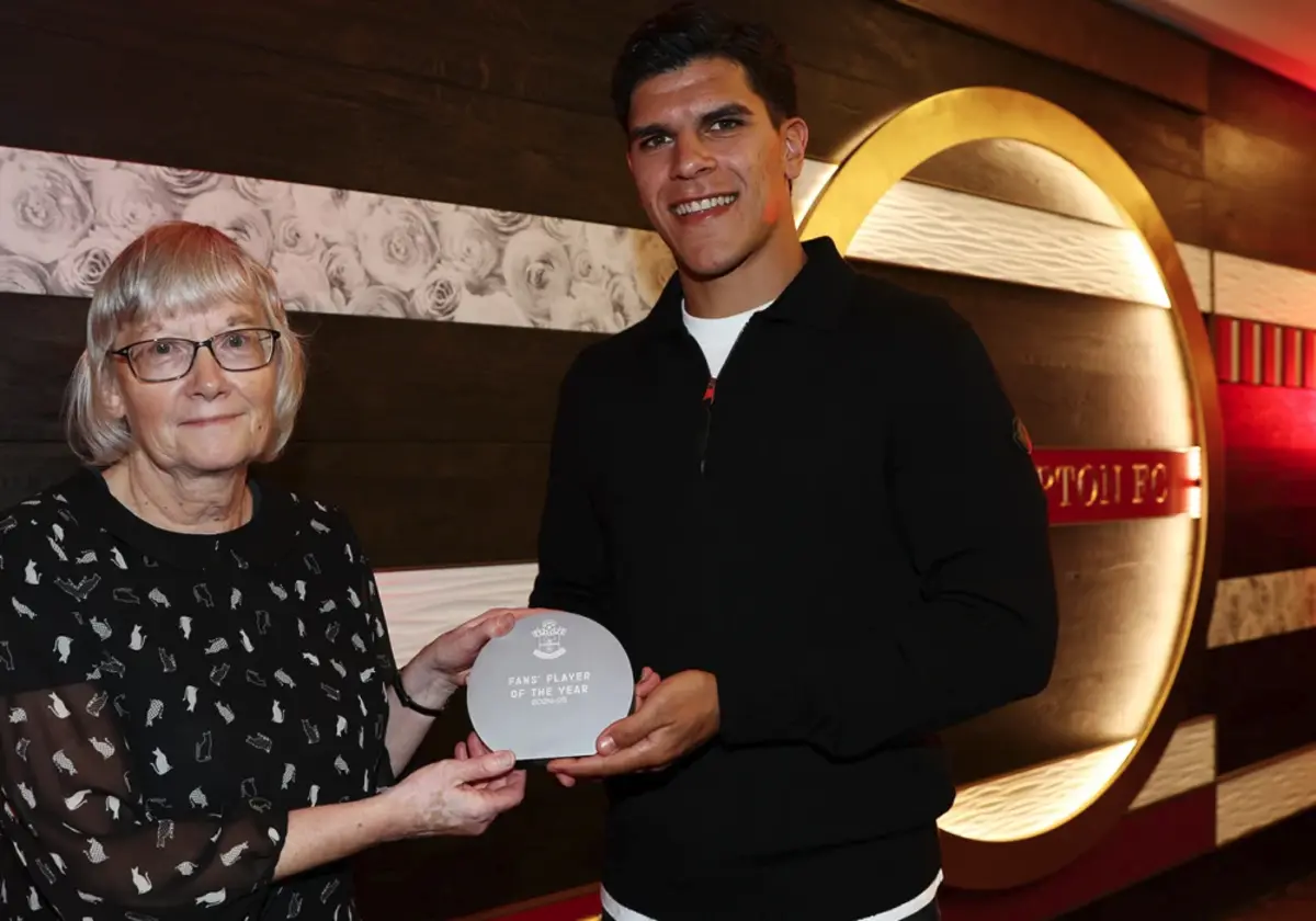 Imagem de contexto do artigo Mateus Fernandes eleito jogador do ano no Southampton