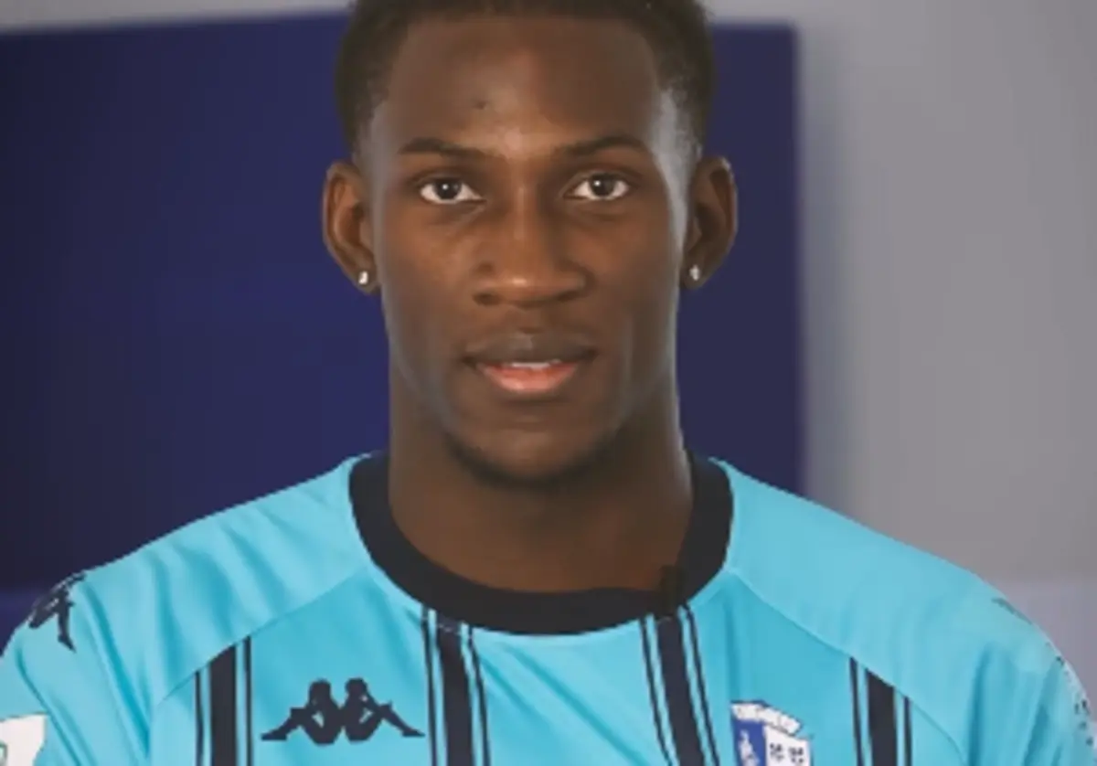 Imagem de contexto do artigo Vizela contrata avançado Yann Kitala