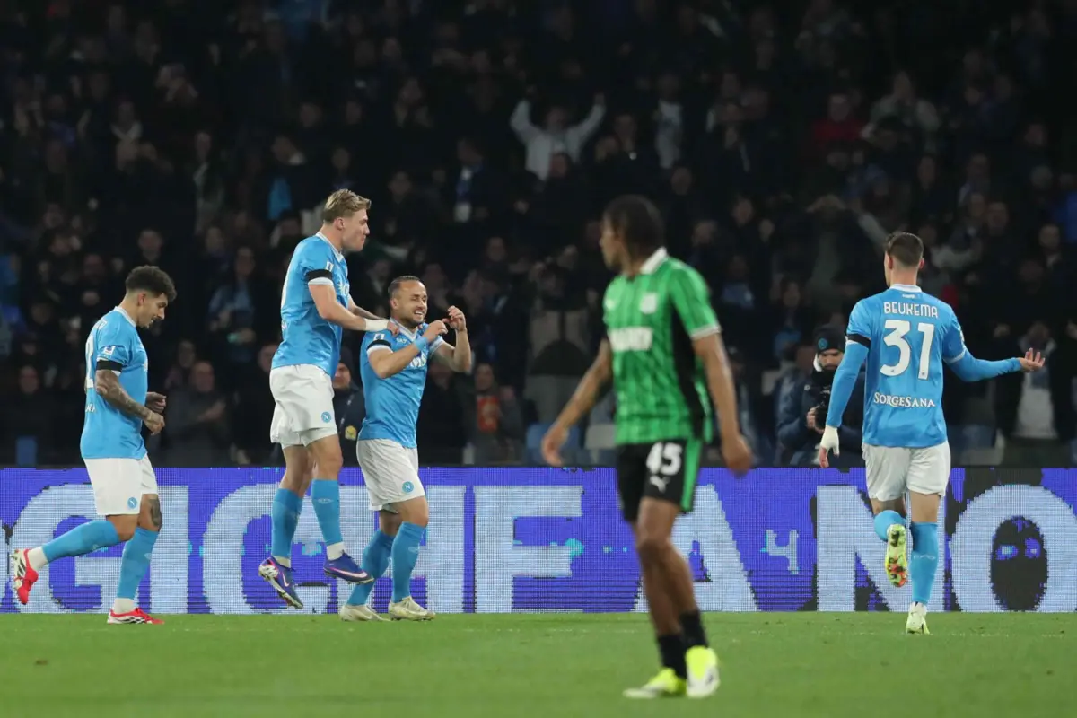Stanislav Lobotka marcou o golo da vitória do Nápoles