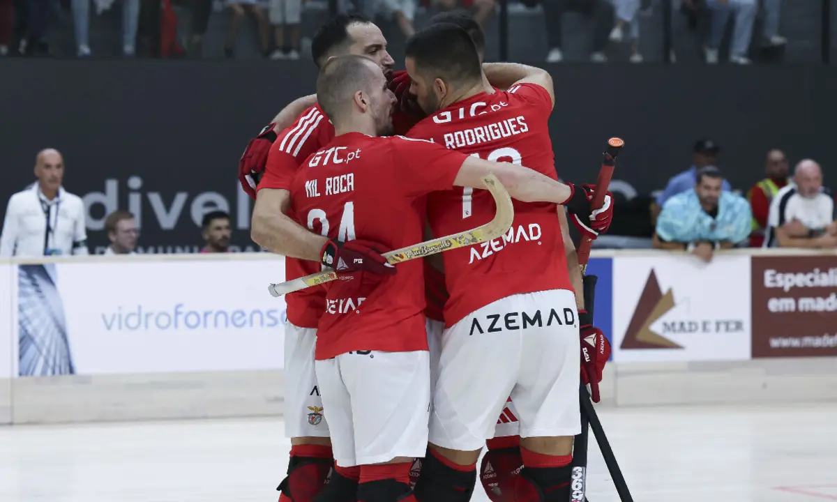 Águias mais fortes no dérbi (Créditos: Sport Lisboa e Benfica)