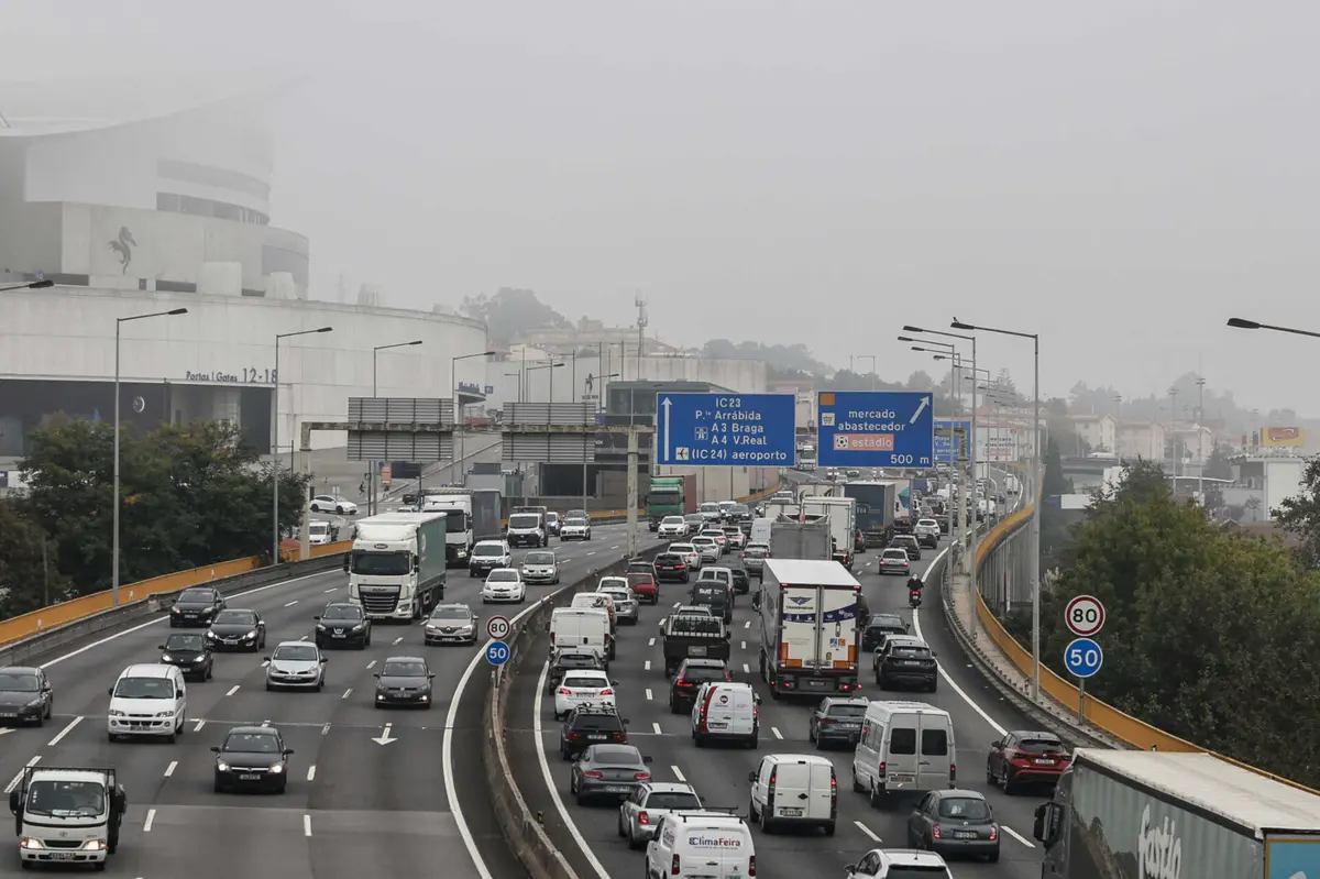 IUC aumenta 400% num carro a gasolina com 900 cilindrada