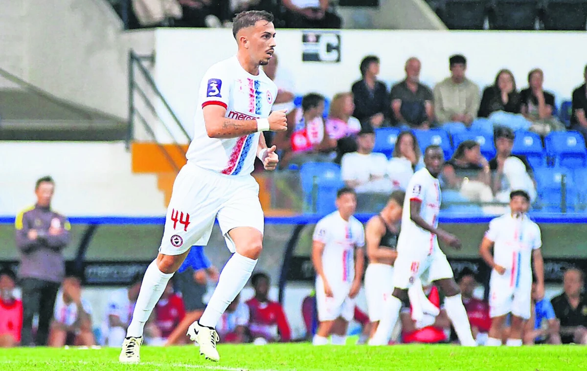 Imagem de contexto do artigo "Achei que não iria arranjar clube, mas o Trofense deu-me a mão"