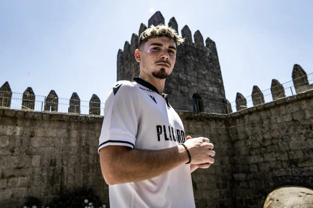 Imagem de contexto do artigo V. Guimarães apresenta-se aos adeptos: Bica e Chucho são atrações da festa