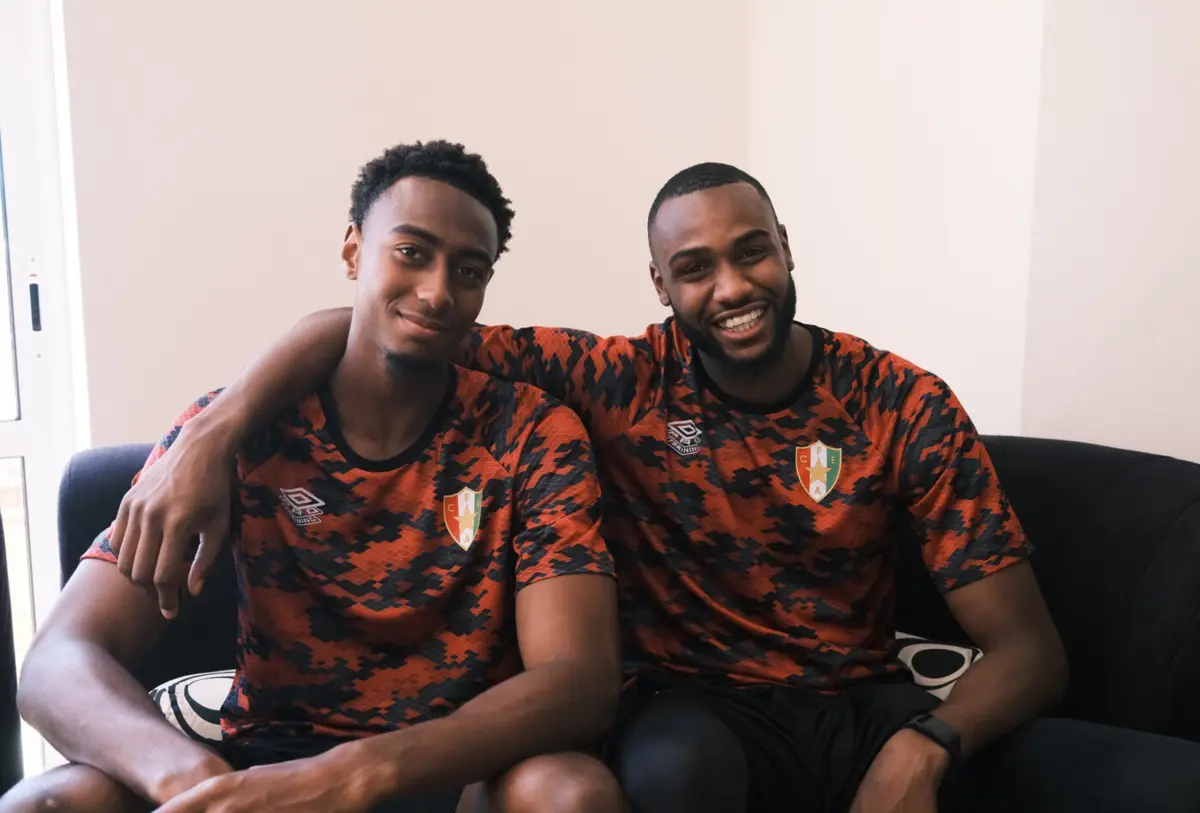 Imagem de contexto do artigo Hamed Dramé junta-se ao irmão Issiar Dramé no Estrela da Amadora