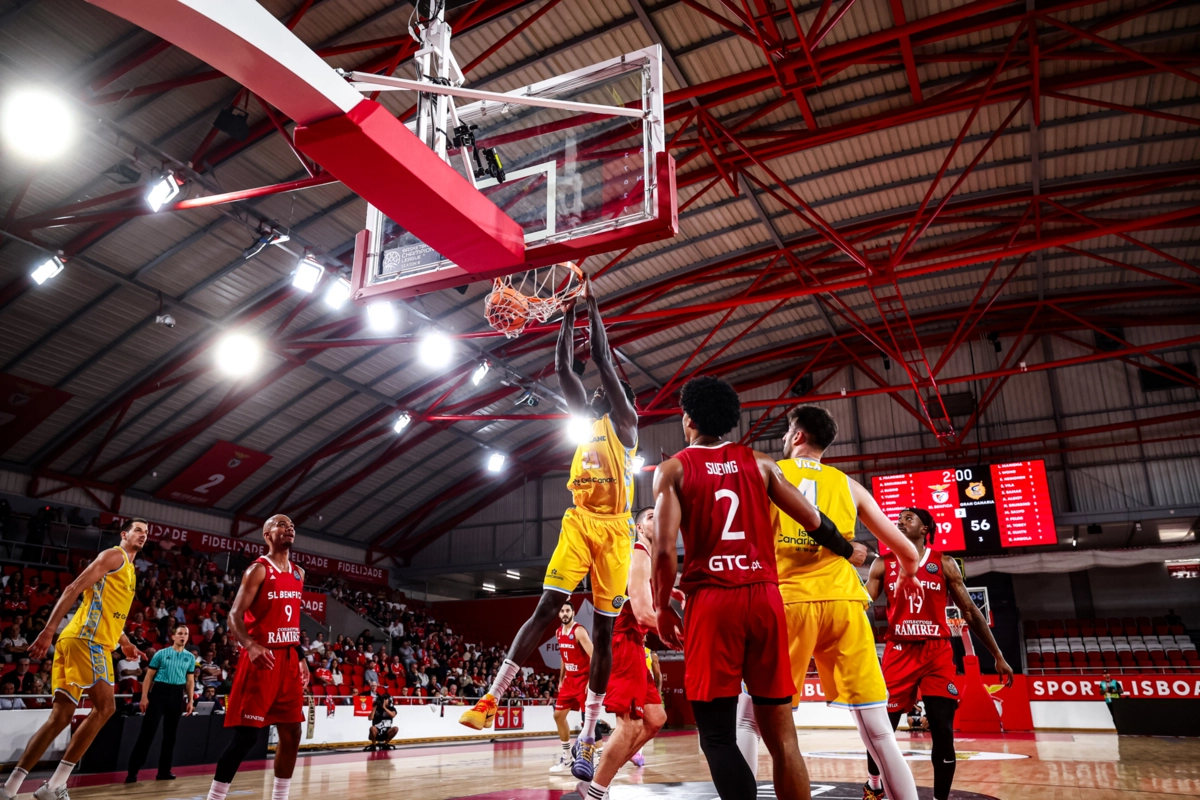 Benfica sofreu pesada derrota frente ao Gran Canaria