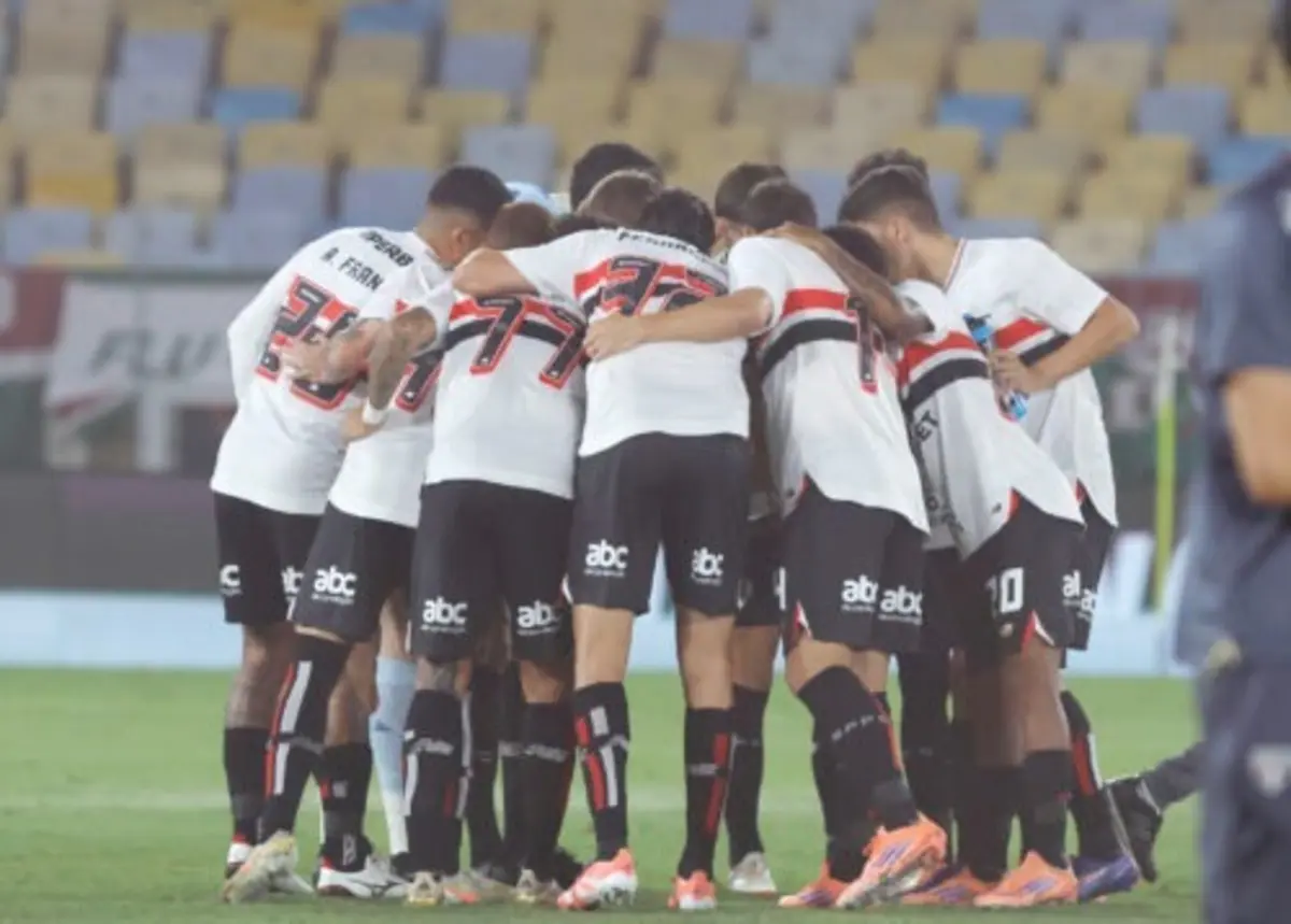 Imagem de contexto do artigo São Paulo, de Cédric Soares, sofre a pior goleada dos últimos 24 anos