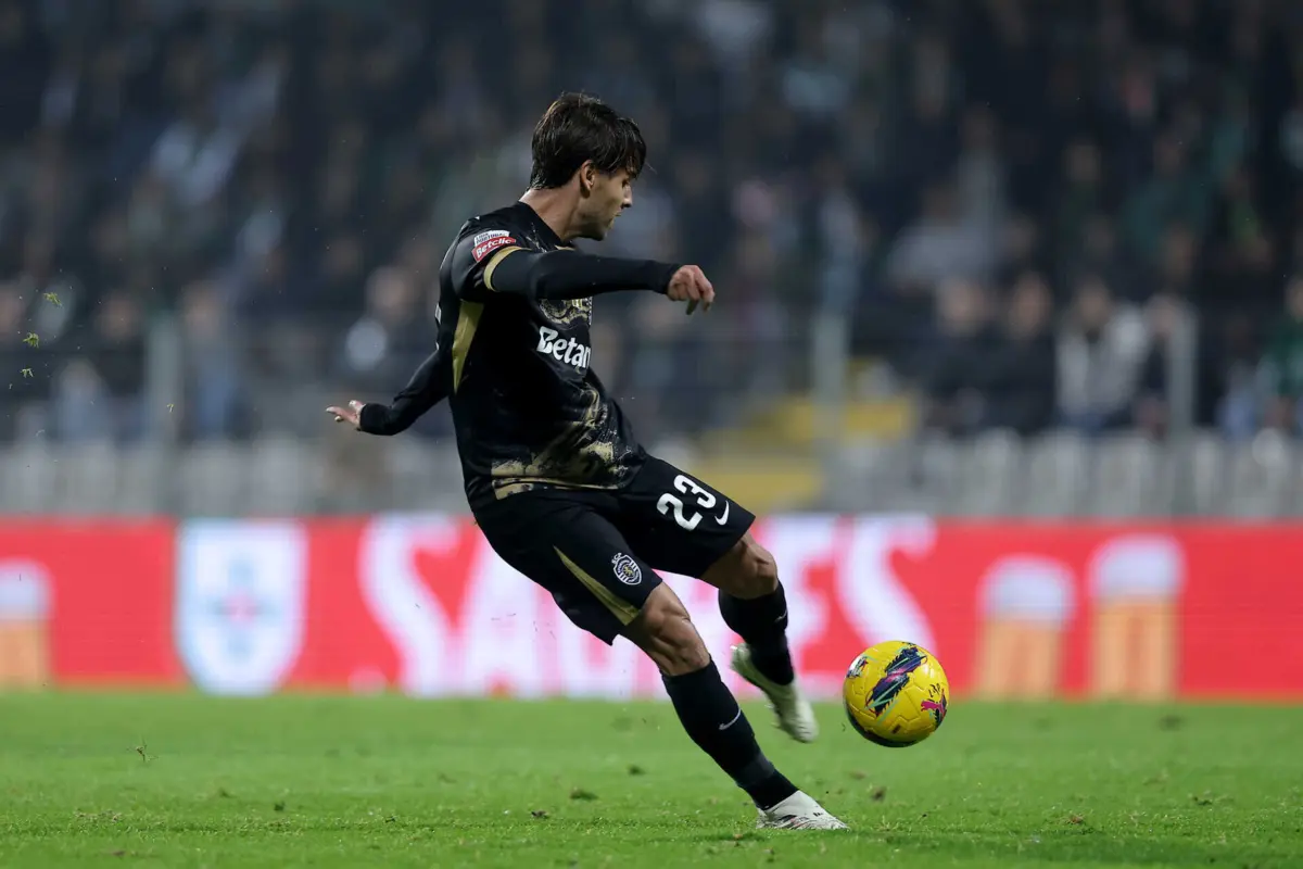 Daniel Bragança pode falhar jogo com o Benfica (Créditos: Miguel Pereira)