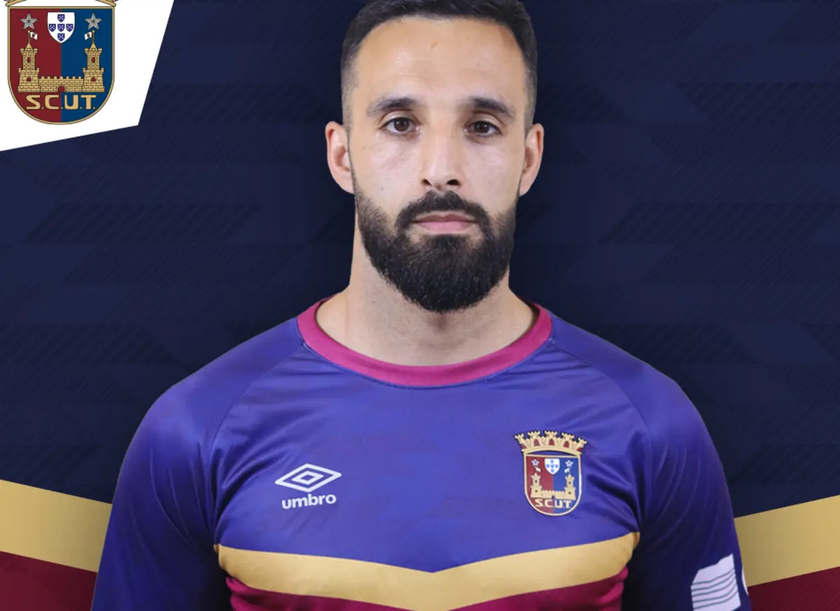 Imagem de contexto do artigo Torreense contrata médio Costinha