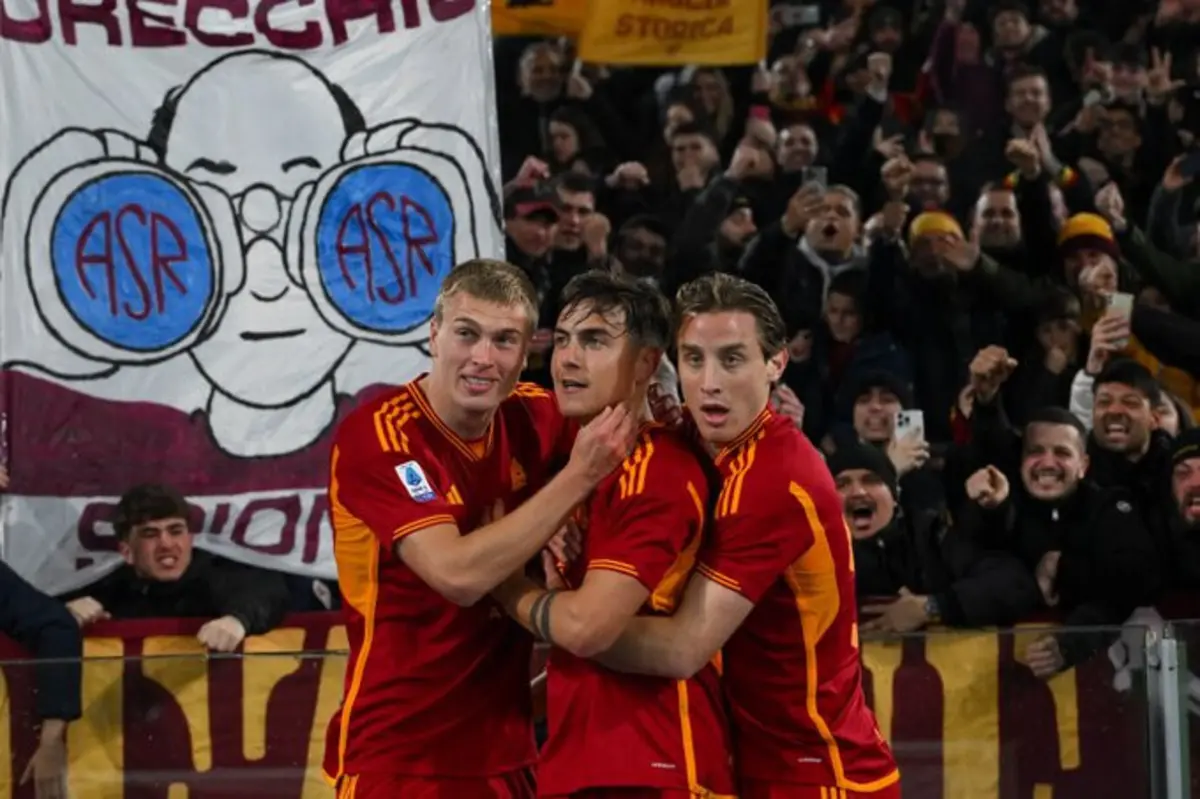 Roma venceTorino com hat-trick de Dybala