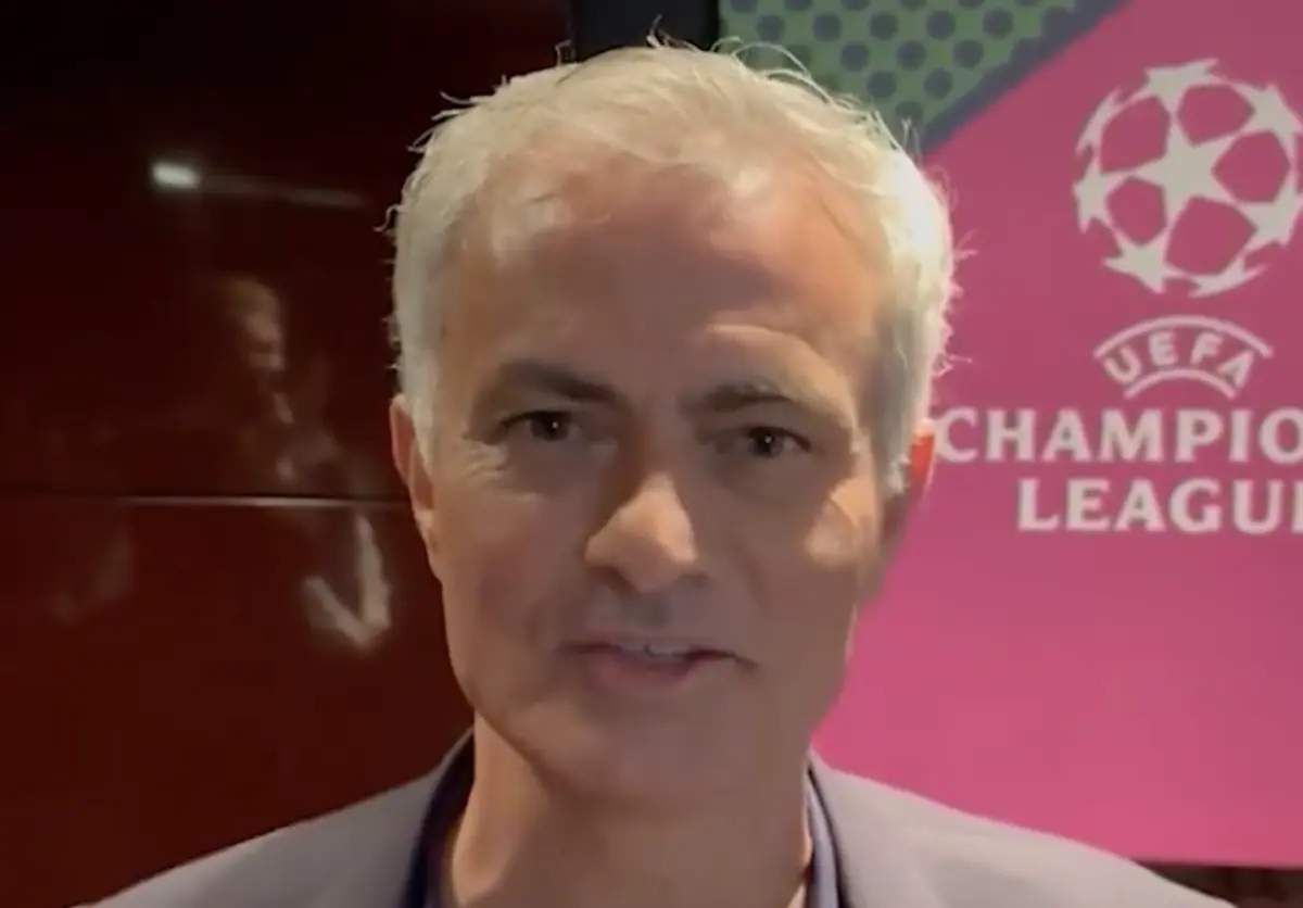 Imagem de contexto do artigo Oficial: José Mourinho é o novo treinador do Fenerbahçe