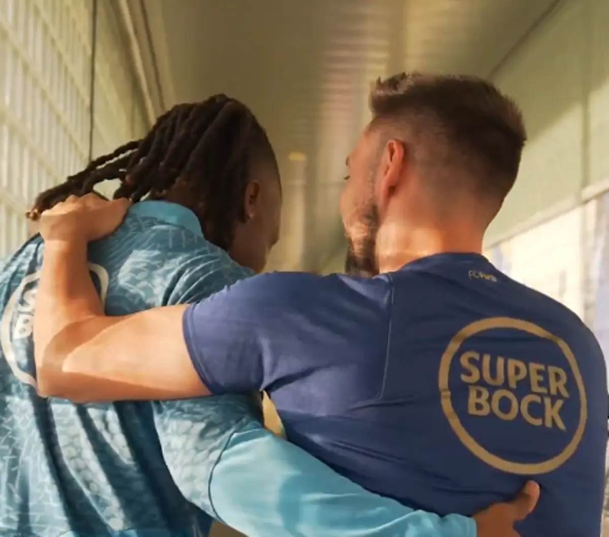 Imagem de contexto do artigo FC Porto mostra o reencontro de Farioli e Karamoh: veja o vídeo