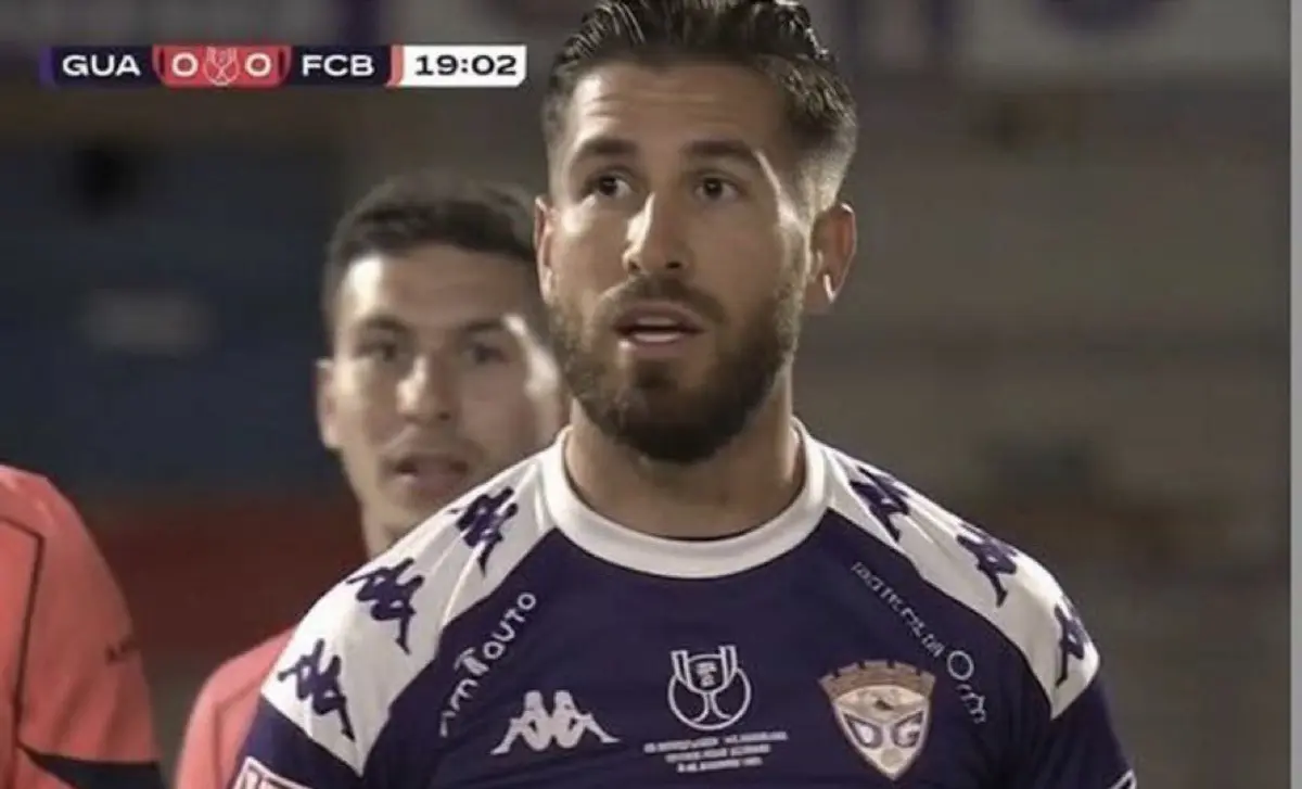 Imagem de contexto do artigo Fotografia de jogador do Guadalajara tornou-se viral pelas (alegadas) parecenças com Sergio Ramos