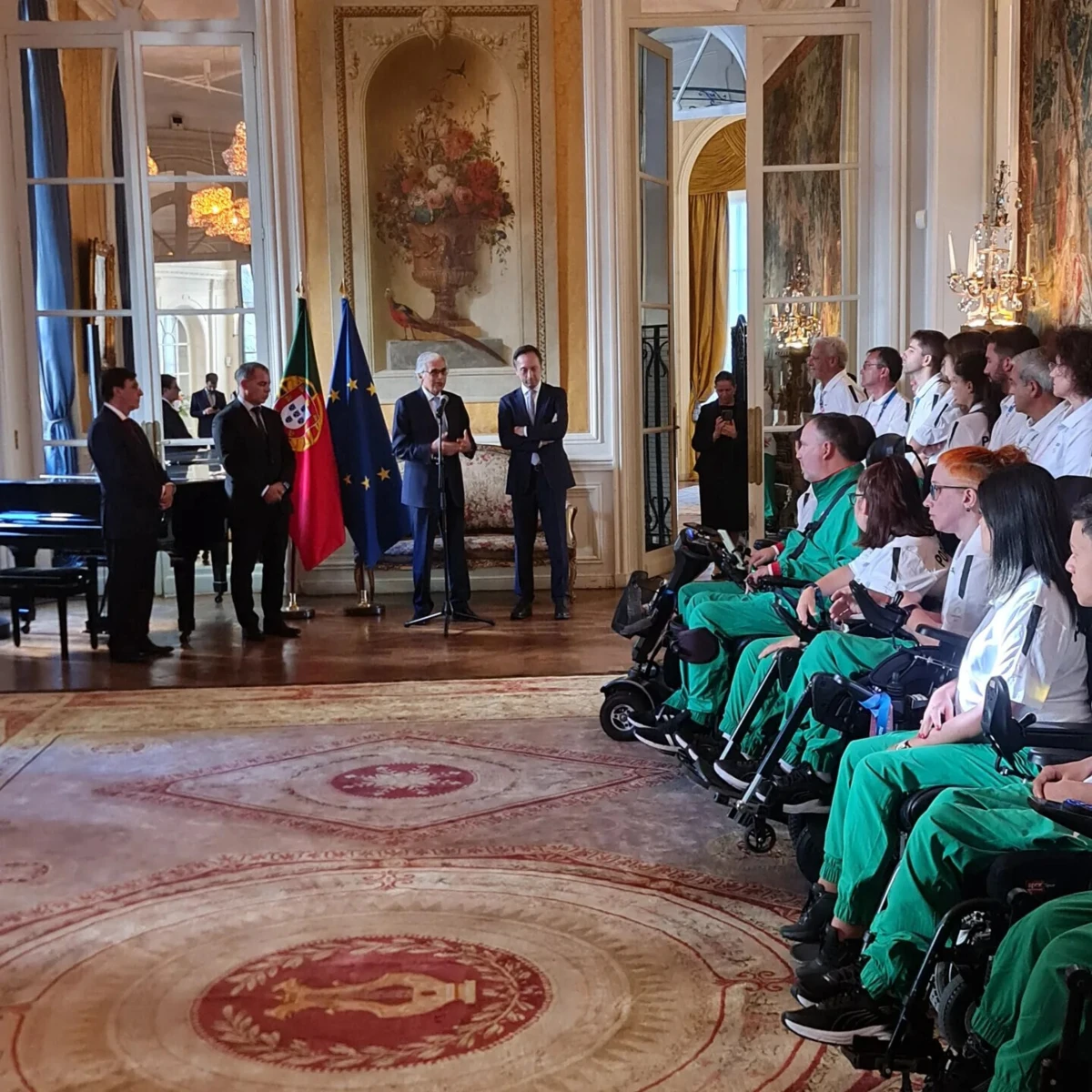 Imagem de contexto do artigo "Vocês dão um exemplo excecional ao mundo, que às vezes se queixa de tanta coisa"