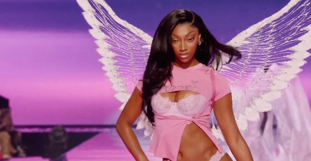 Imagem de contexto do artigo Basquetebolista desfila na Victoria's Secret Fashion Show. Ora veja