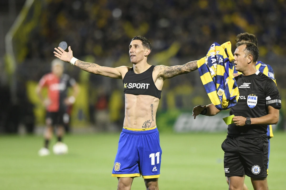 Imagem de contexto do artigo Di María quer convidar Neymar e atira: "Sei que não sou um extraterrestre, sou dos normais"