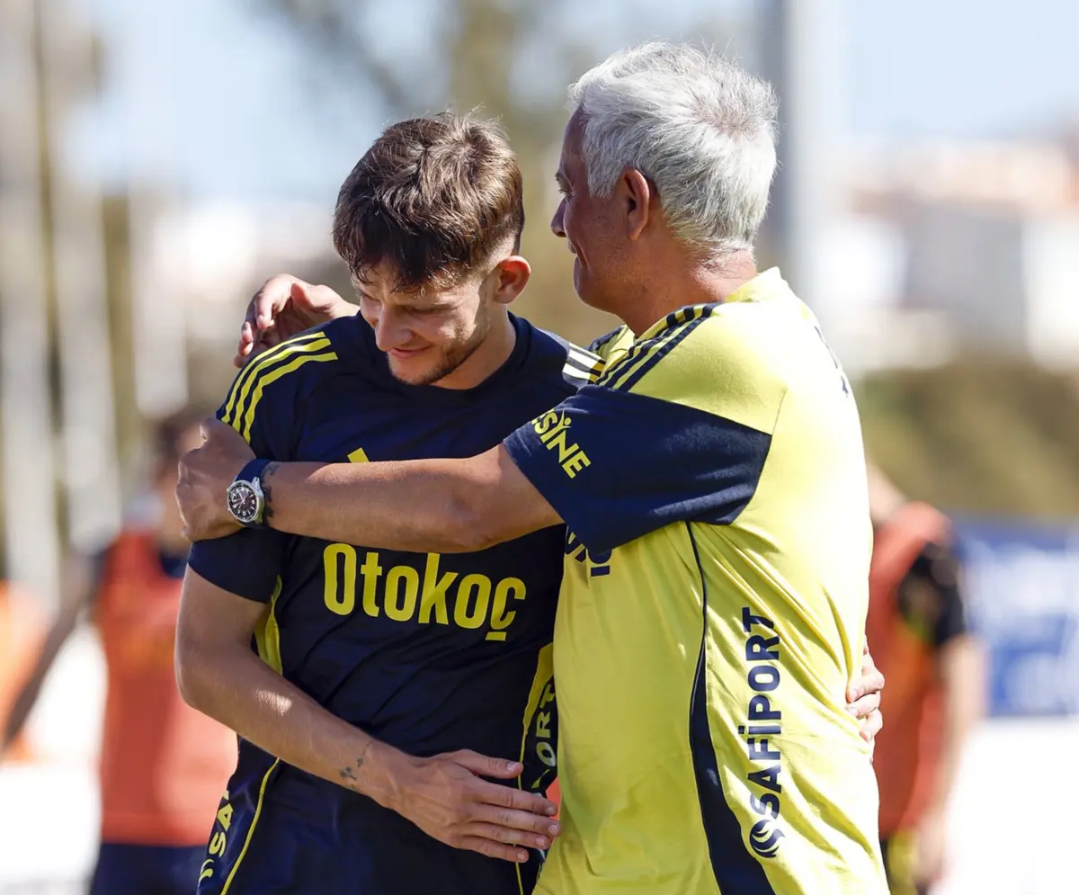 Imagem de contexto do artigo Mourinho estará descontente com o Fenerbahçe pela falta de reforços