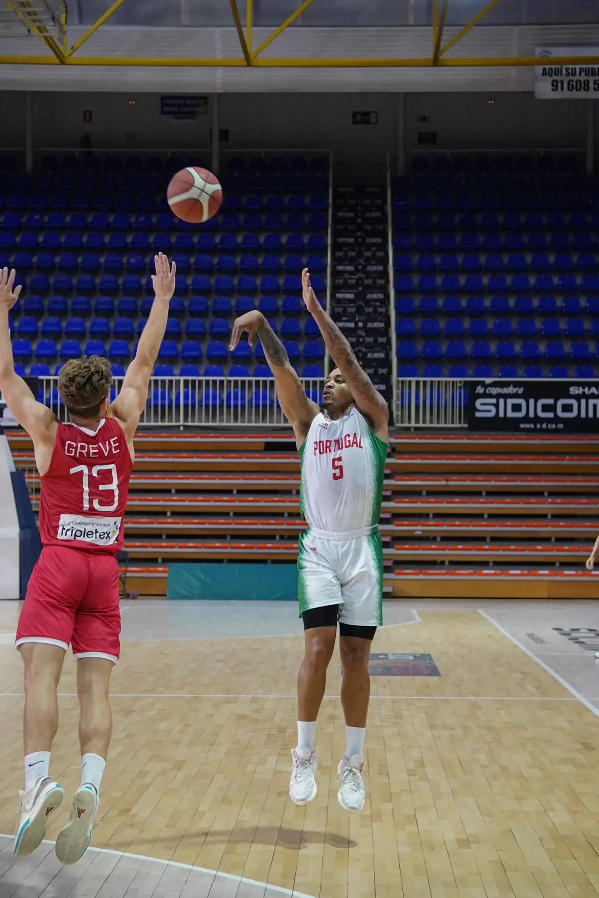 Seleção portuguesa de basquetebol vence particular com Noruega em Madrid (créditos: FPB)