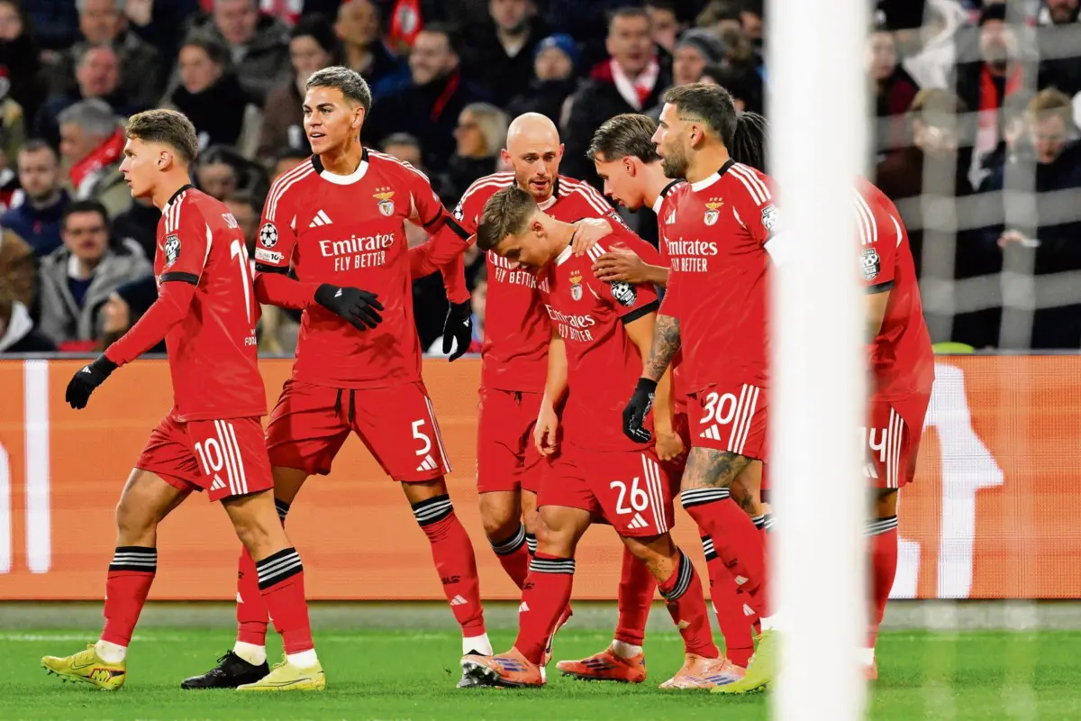 Dahl marcou o primeiro golo do Benfica frente ao Ajax