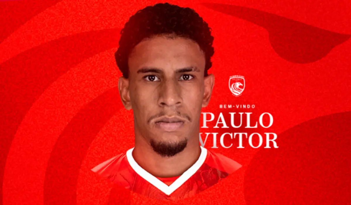 Imagem de contexto do artigo Paulo Victor é reforço do Santa Clara com contrato até 2029